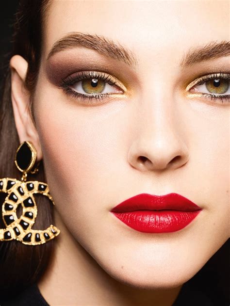 chanel makeup holiday 2019|Chanel holiday collection.